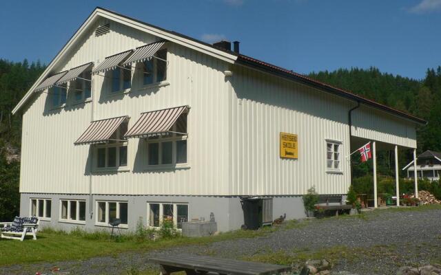 Henseid Skole