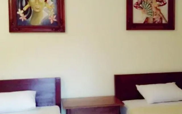 Happy Inn 2