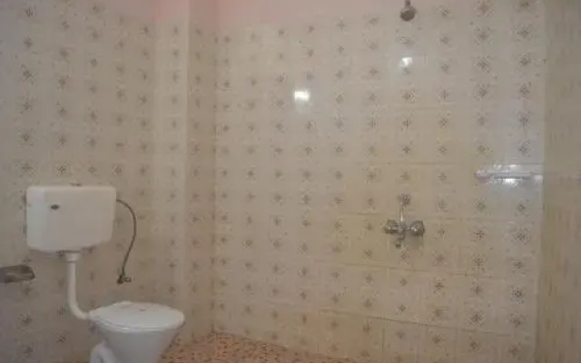 Kaveri Tourist Home