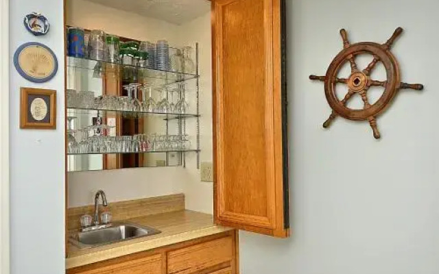 Duck Blind Villas 2E -- 2nd Floor