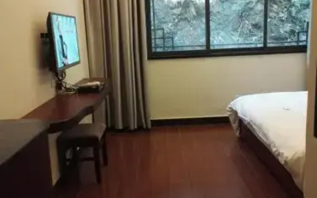 Yangshuo Longjing River Hotel