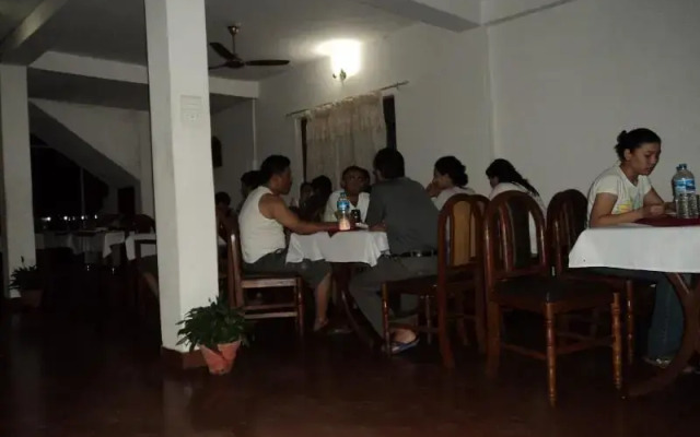 Hotel Himsagar