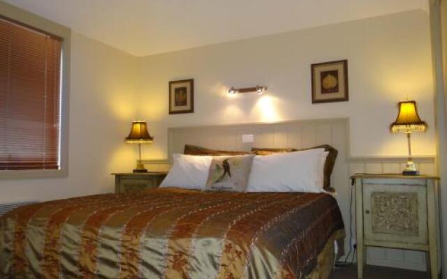 Autumn Affair Cottage 6