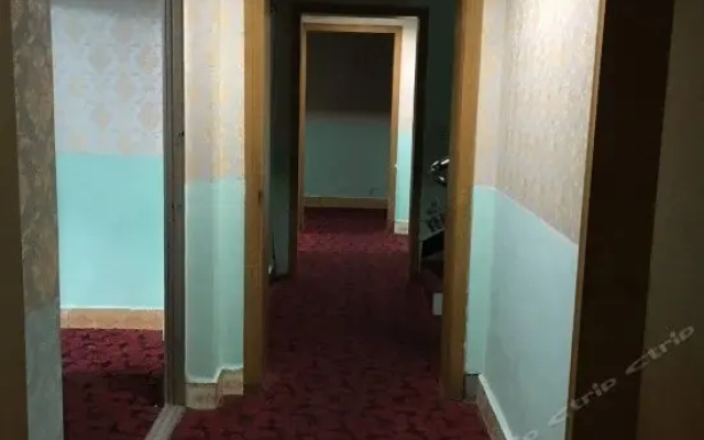 Xinyijia Hotel
