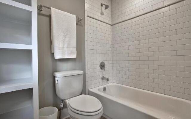 Doubly Chic East Nashville Duplex by RedAwning