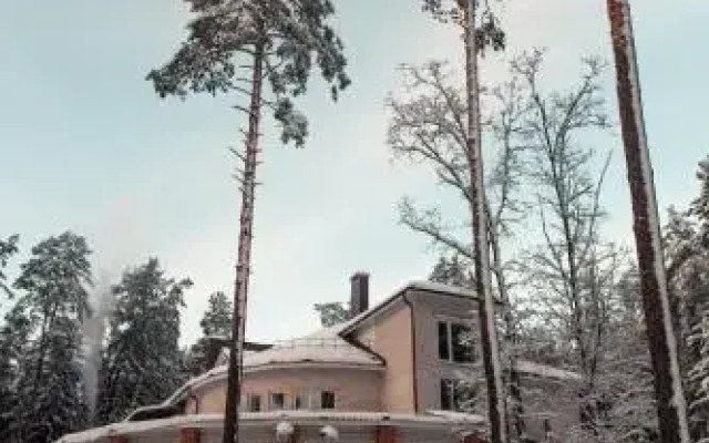 Green Hill Hotel
