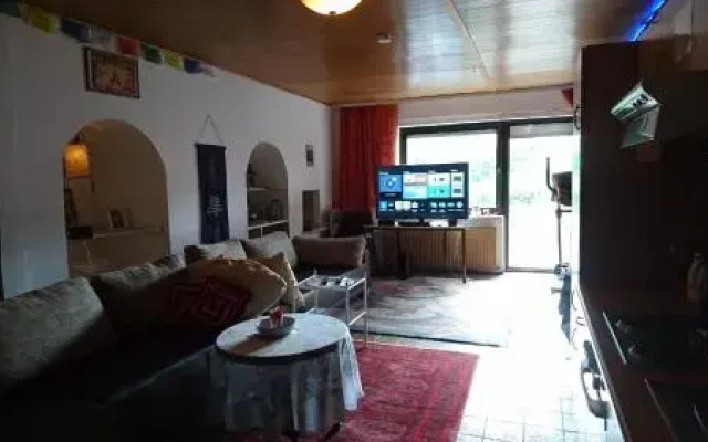 Ruhiges Keller Apartement