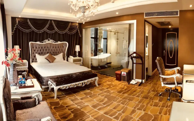 Hoang Trieu Hotel
