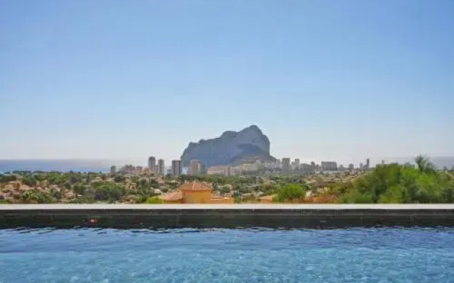Villa Moderna - Plusholidays