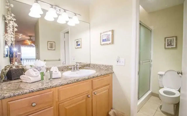 Kahana Sunset F6 - Two Bedroom Condo