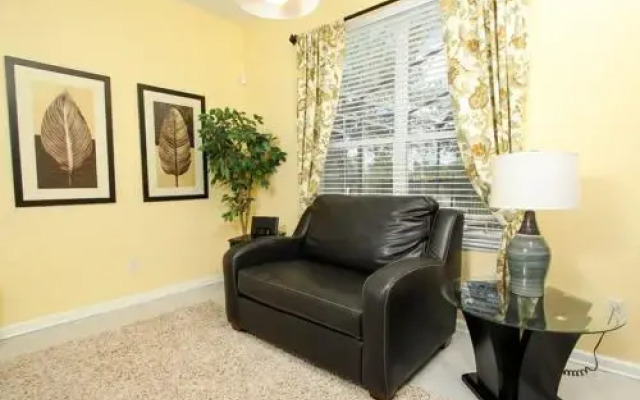 Comrow Villa 7739