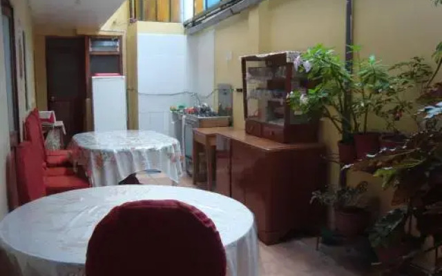 Naty's Guest House