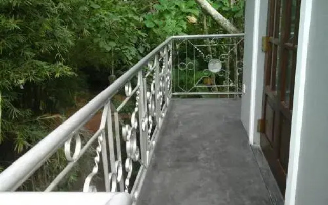 Nadi Villa