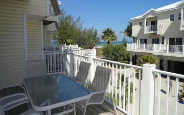 Bermuda Bay 1415 by RedAwning