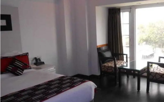 Surasena Regal Vista Agra