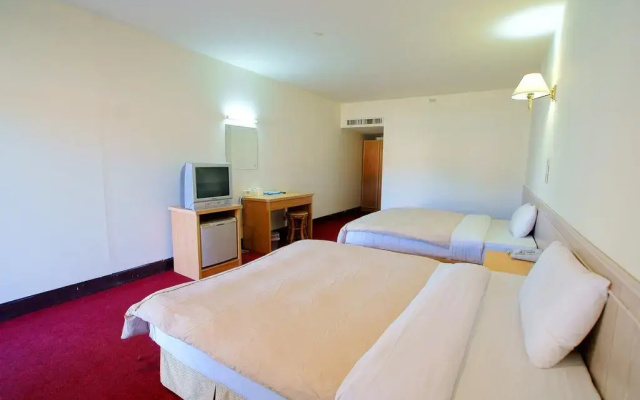 Earth Garden Inn