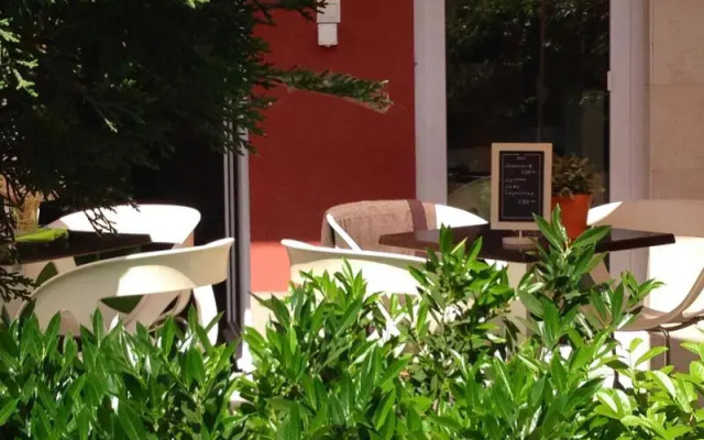 Vivaldi ApartHotel