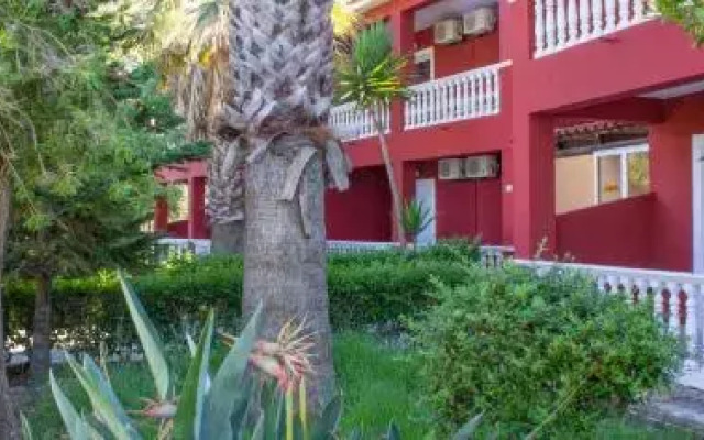No Name Apartments