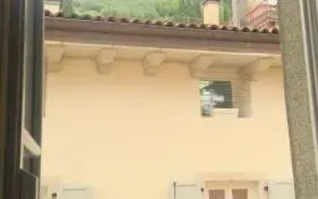 Arco Casa Segantini