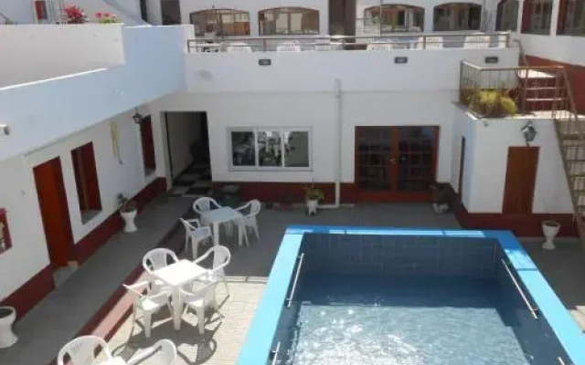 Hotel Santa Clara