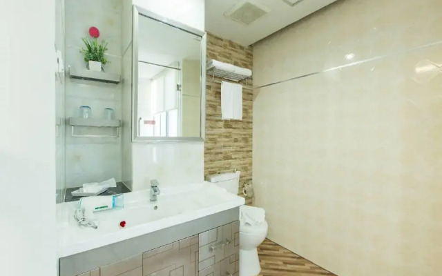 Golden Dragon Suvarnabhumi Hotel