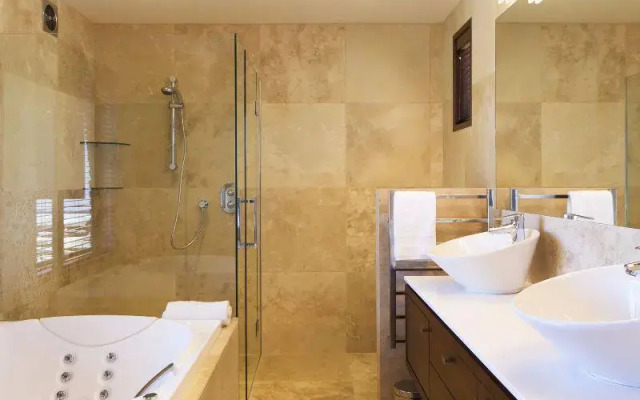 Tin Tub Luxury Lodge