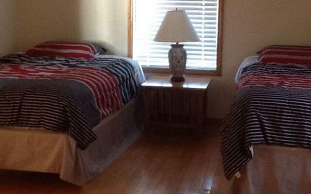 Sand Dollars 4 Bedroom Home by RedAwning