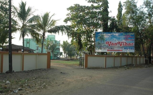 Van Vihar Hotel