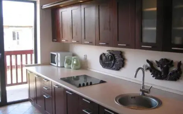 Willa Karmazynowa Przystań