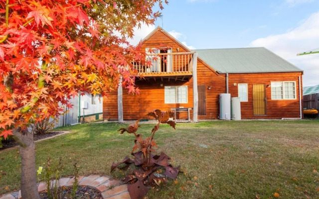 Aarlaur 2 - Loft Style Apartment in Jindabyne