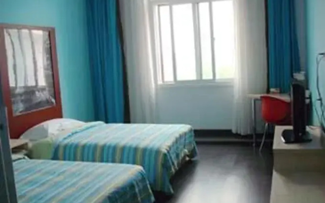 Super 8 Hotel Langfang San Da Jie