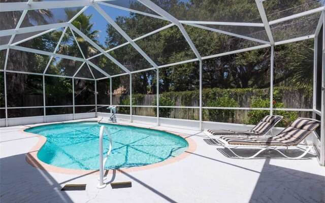 Flamingo Home - Three Bedroom Home