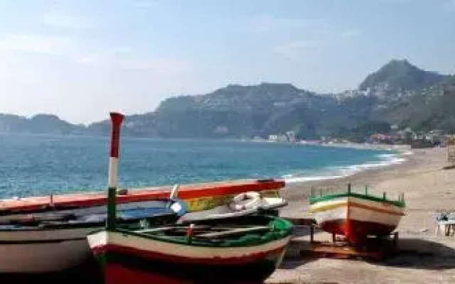 Marifra Beach