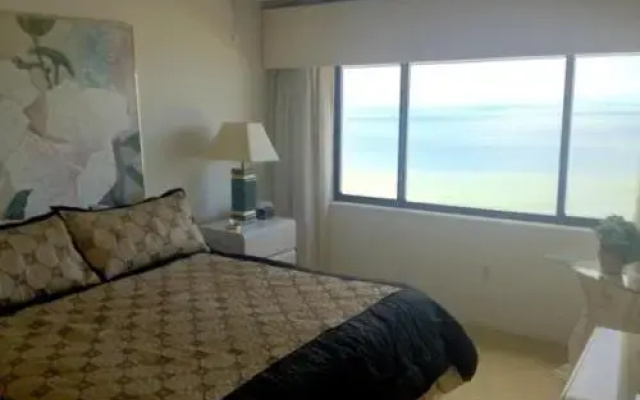 Riviera Club 1103