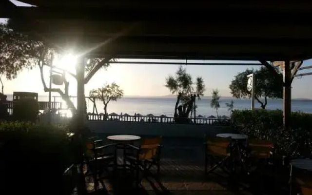 Karfas Bay View Studios