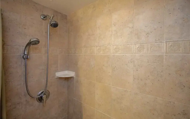 Kihei Surfside 113 - 1 Br Condo