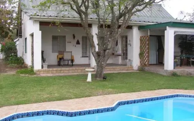 Falconcrest Self-catering Cottages and B&B