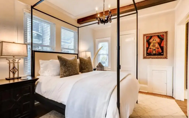 Midtown 1417 By Homecomfortstay