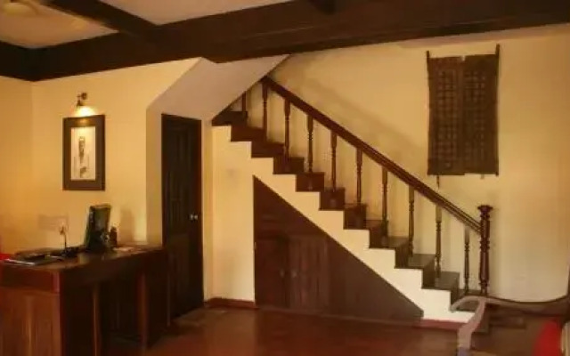 Raintree Lodge