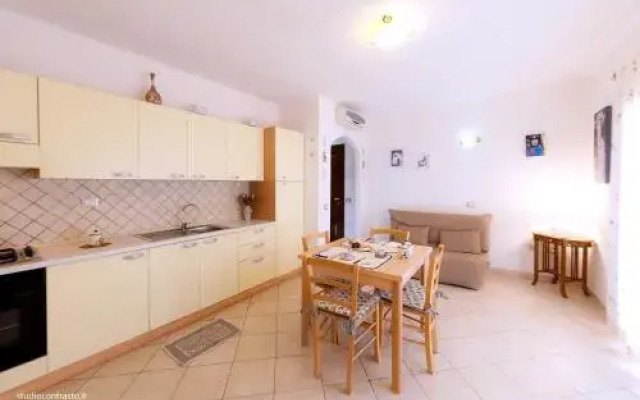 Cosy Holiday Home in Isola Rossa With Garden