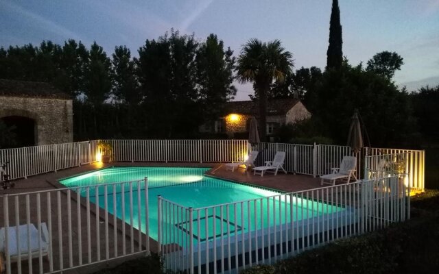 Maisons de Vacances La Petite Barjoune