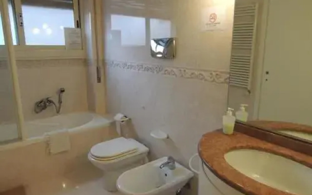Maison A Bed  Breakfast
