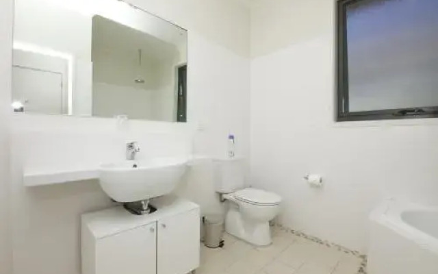 Boom 6 Boomerang Beach