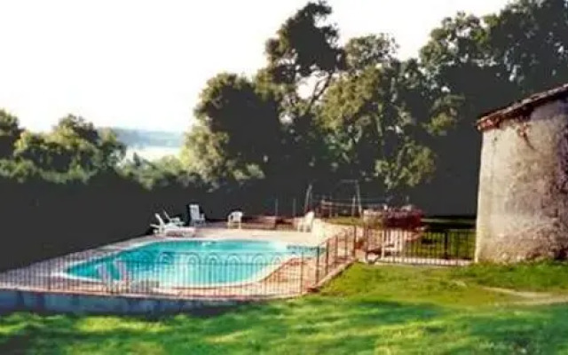 Chambres dHôtes du Chateau de Saint Sulpice