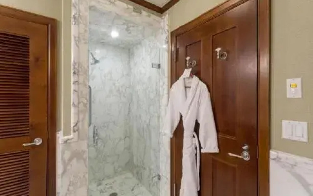 Aspen Ritz-carlton 3 Bedroom Penthouse Ski in, Ski out Residence With Unbeatable Access to Aspen Highlands Ski Slopes