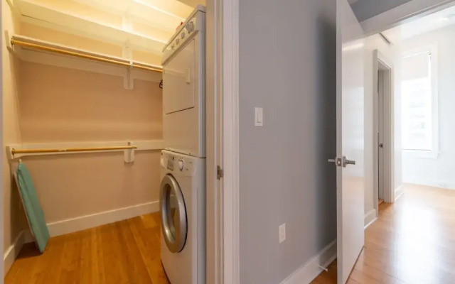 Downtown Boston Furnished Apartment