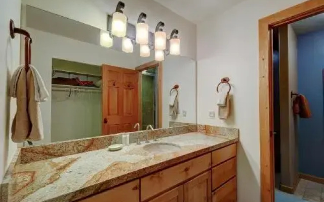 Cottonwoods 377