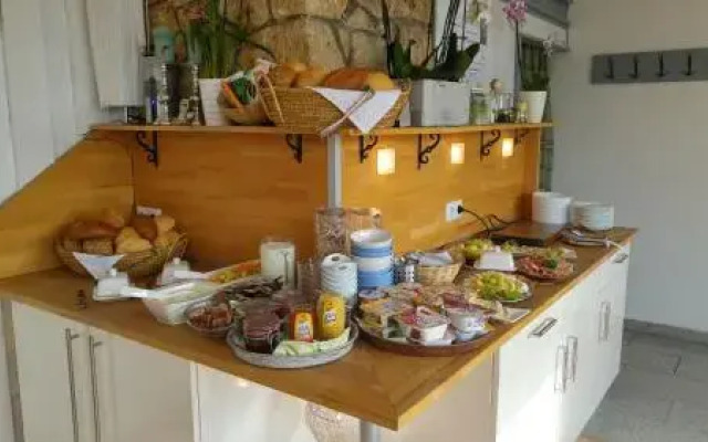 Berghaus Knopfmacher