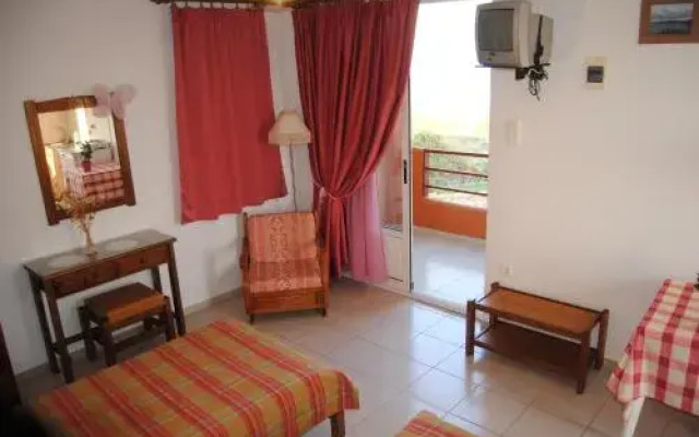 Maria Rooms
