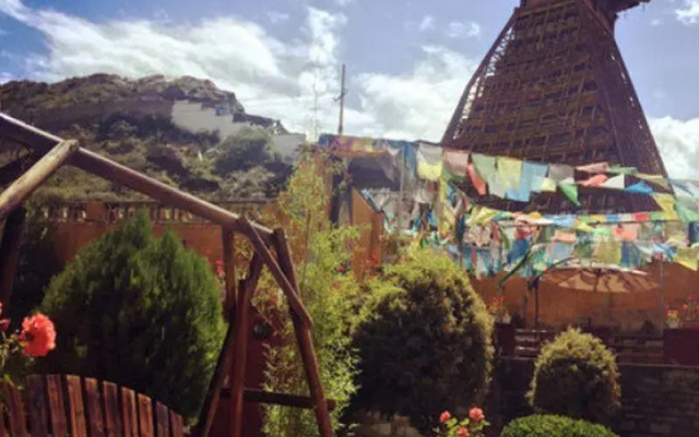 Lhasa Jia Re Bu Tong Yododo Inn